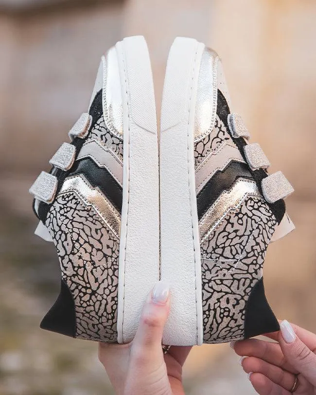 ZAPATILLAS DE MUJER EN BEIGE, DORADO Y NEGRO CON CIERRE DE VELCRO  CL57 GOLD