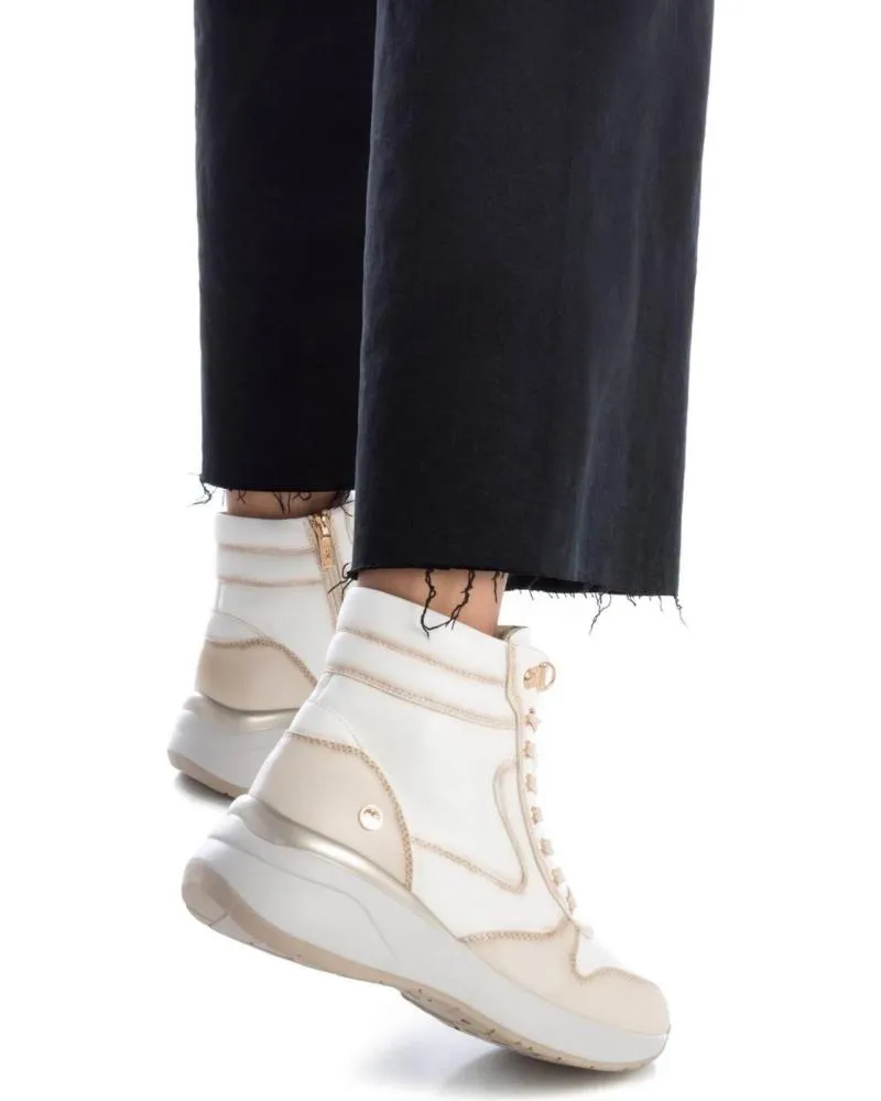 Zapatillas deporte XTI  de Mujer 143197  BEIGE