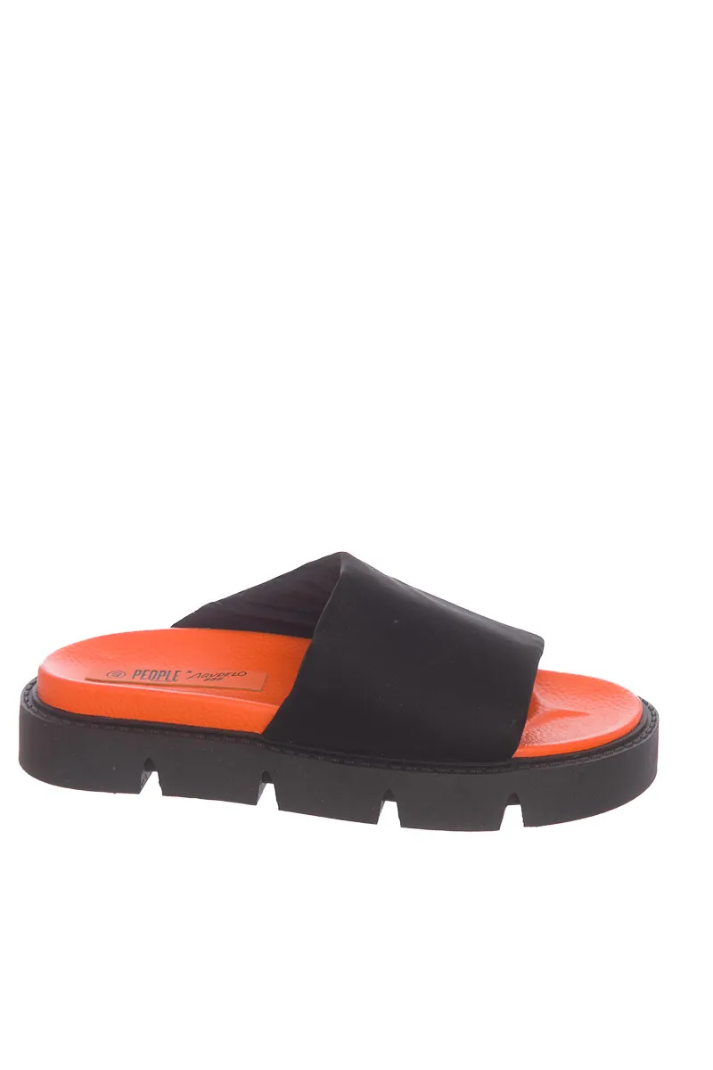 ZAPATOS COLOR NEGRO  PEOPLE X AGUDELO 888